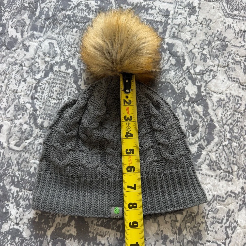 Five1Four Supply Co Grey Cable Knit Fleece Lined Pom Pom Winter Beanie Canada
